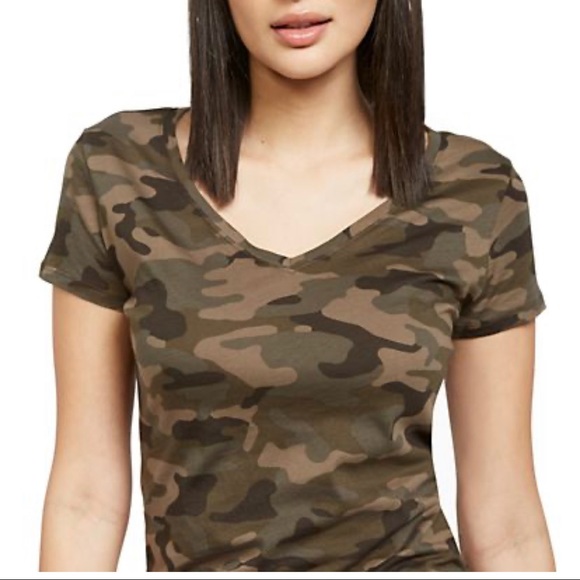 V Neck Camouflage T-Shirt - Picture 1 of 1